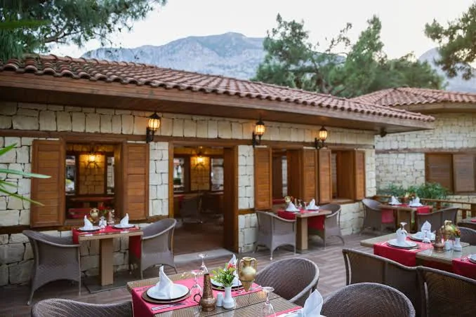 AKKA HOTELS ANTEDON VIP TRANSFER