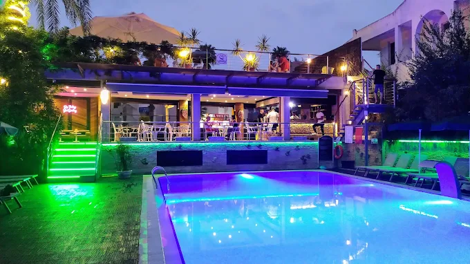 Antalya Airport Transfer to Ambassador Plaza Hotel 60€ Kemer Comfortable Safe