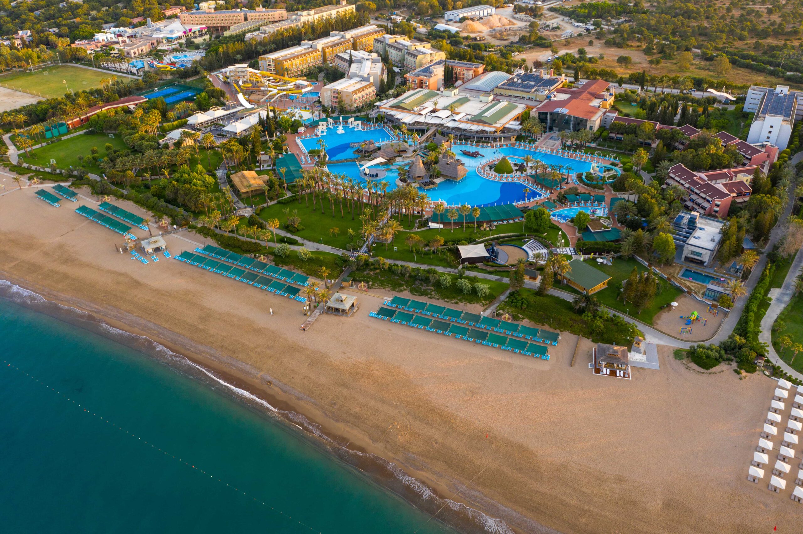 Aqı Pegasos World VIP Transfer