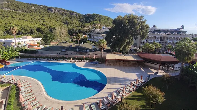 AKKA HOTELS CLAROS VIP Transfer
